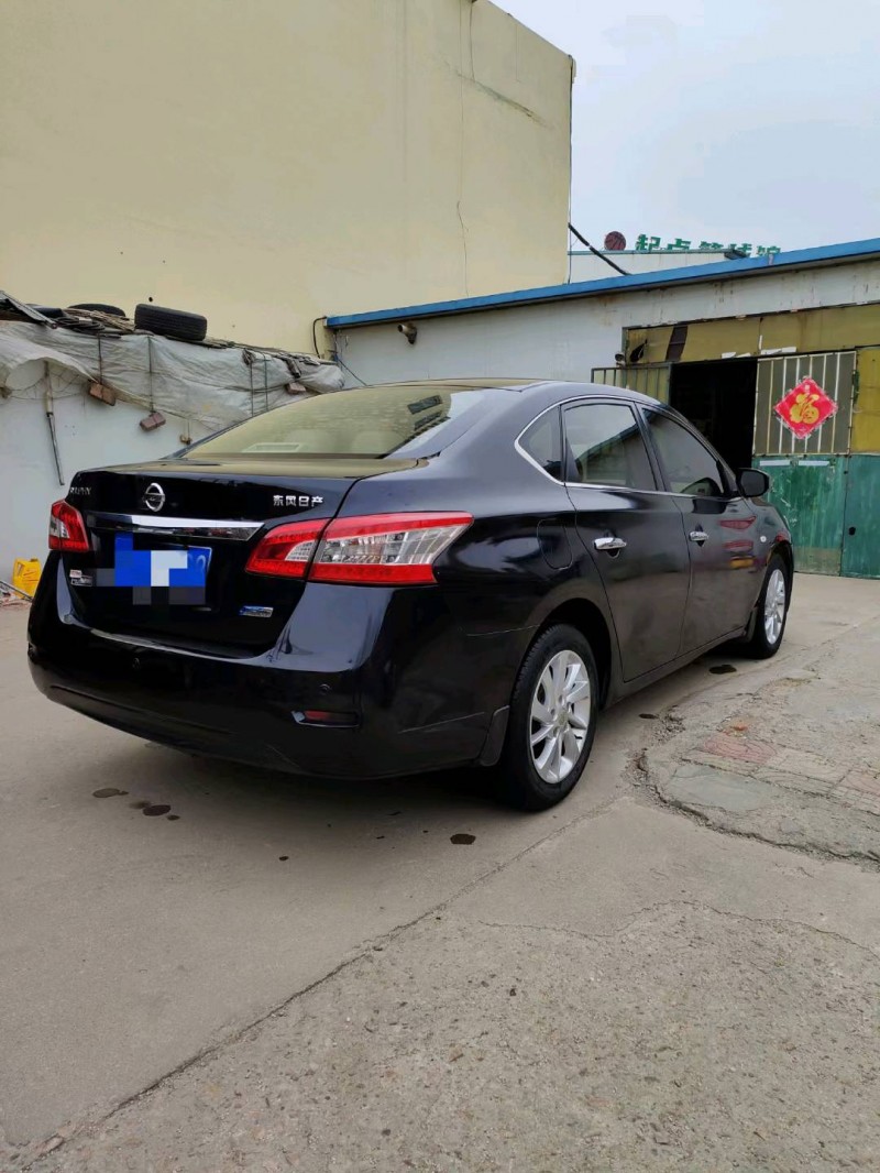 济南15年日产轩逸3