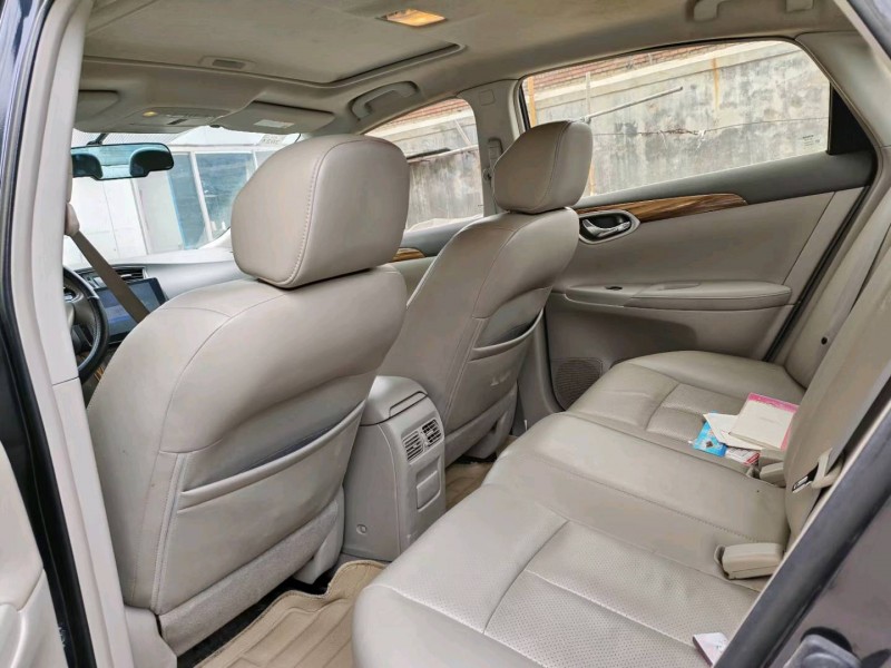 济南15年日产轩逸6