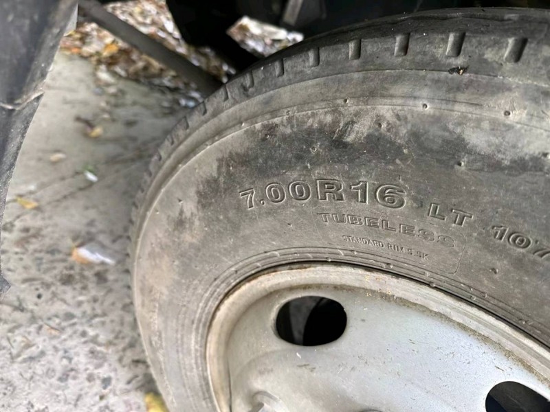 鹽城20年卡車系列重汽豪沃5