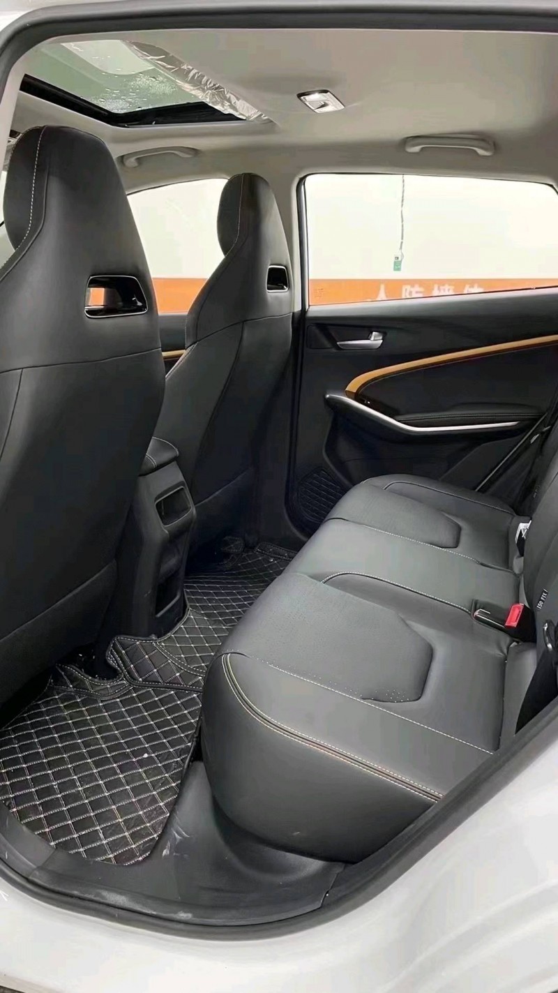 成都23年江淮思皓X67