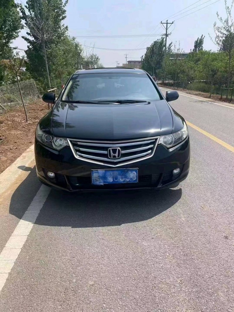 济南13年本田思铂睿1