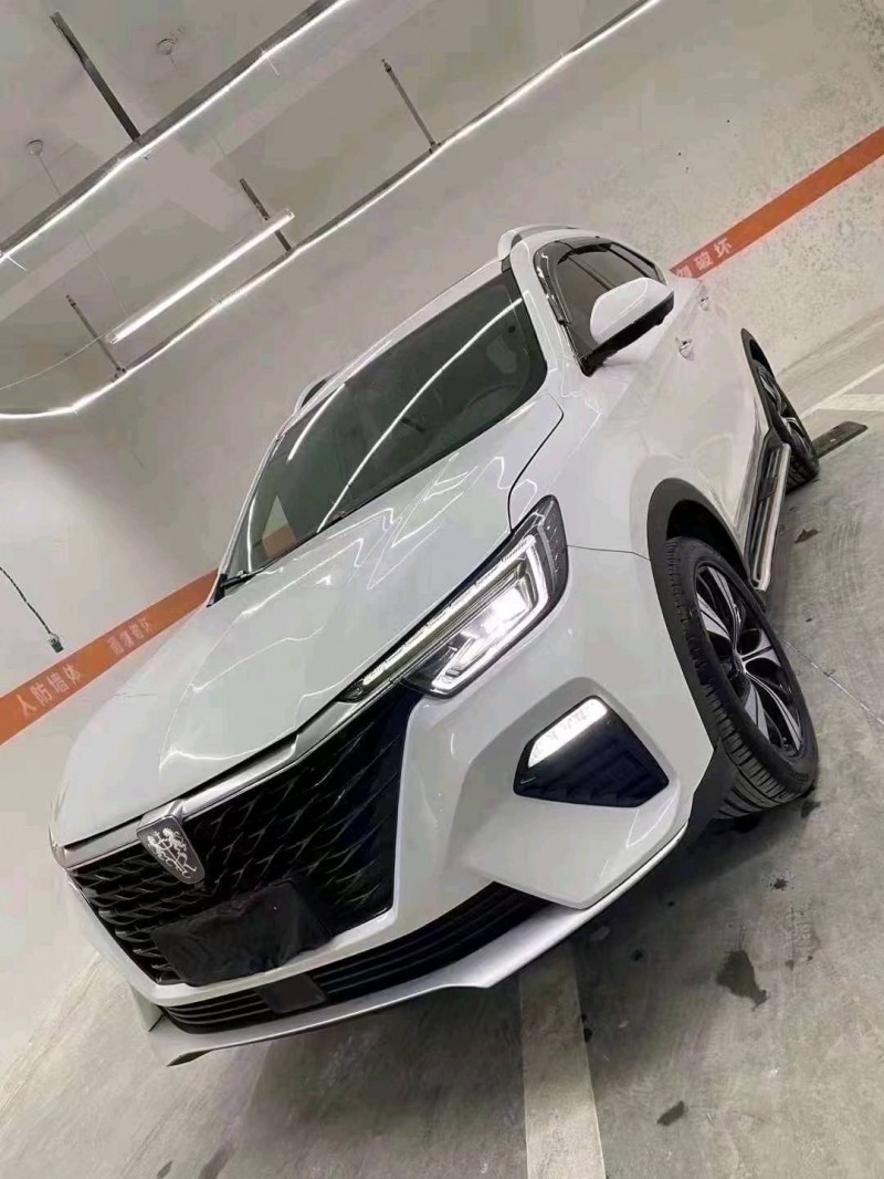 成都20年荣威RX52