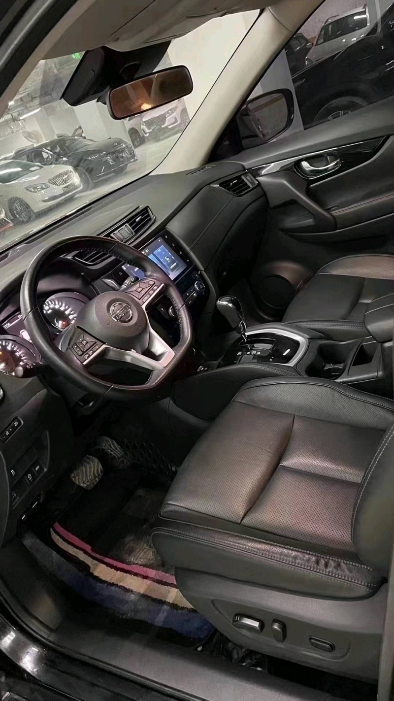 成都21年日产奇骏4