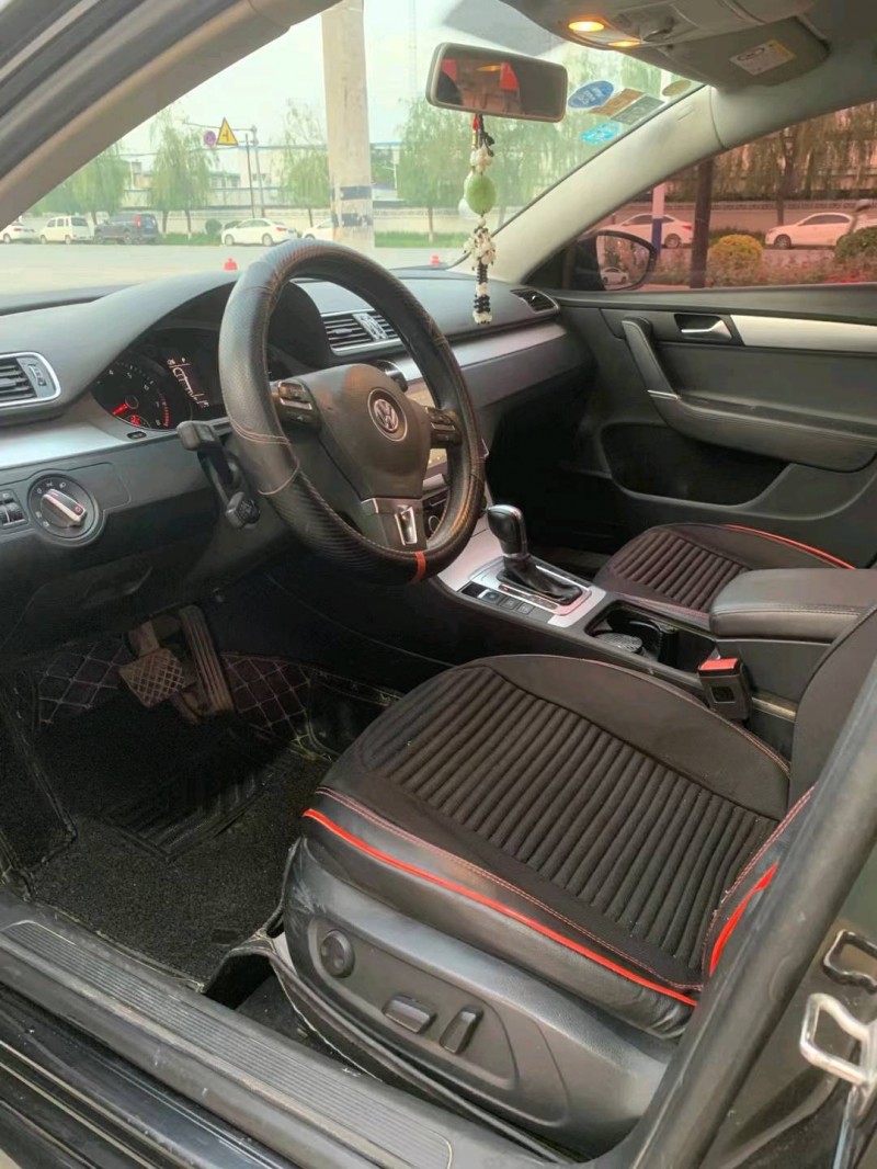 保定17年大众迈腾4