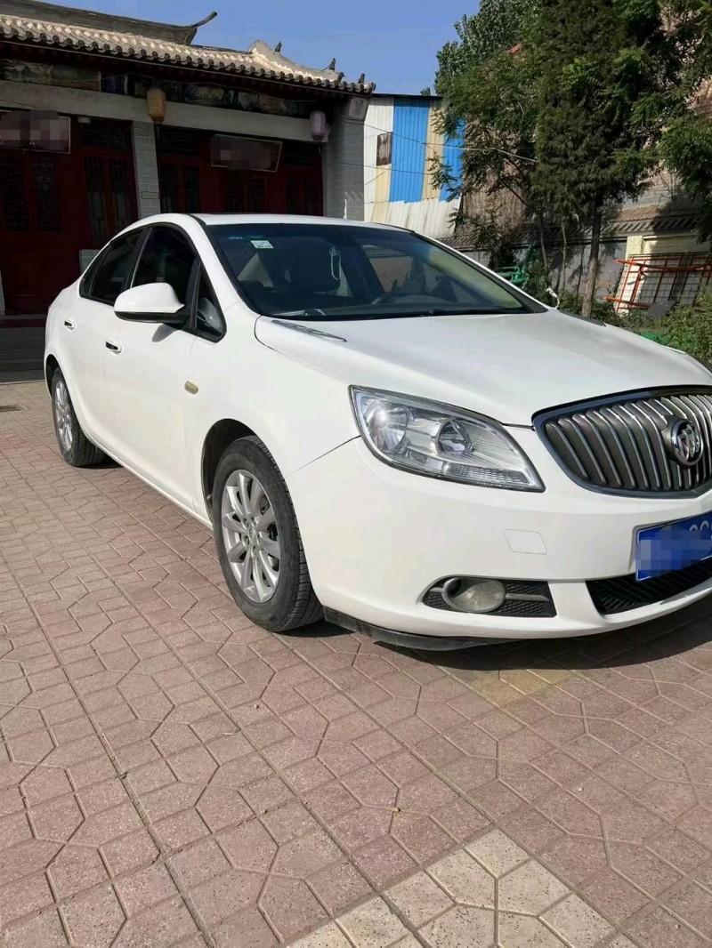 石家庄15年别克英朗2