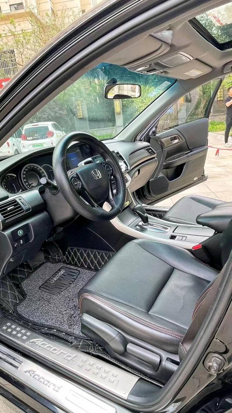 廊坊16年本田雅阁5
