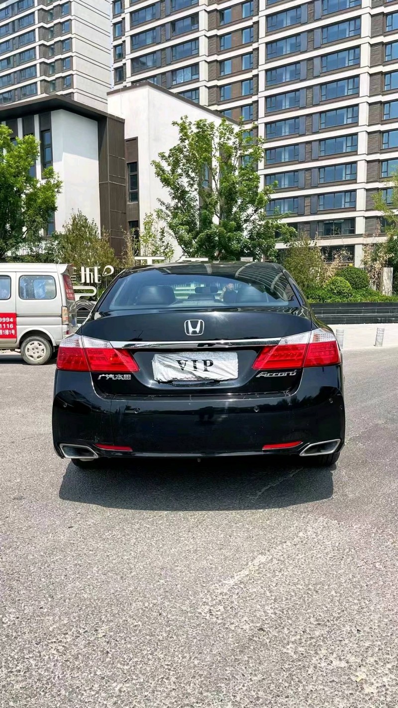 廊坊16年本田雅阁9