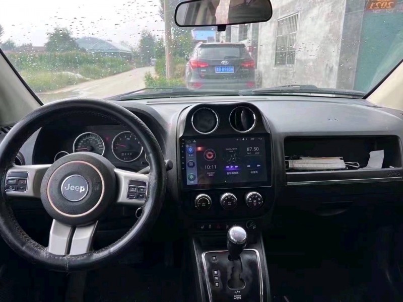 淄博13年Jeep指南者9