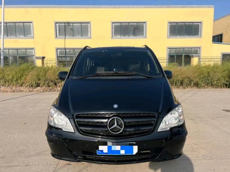 盐城11年奔驰唯雅诺1