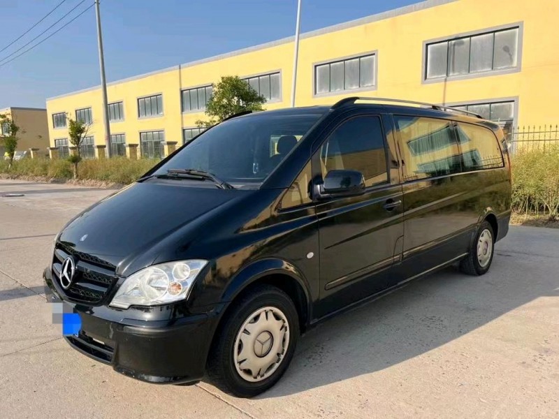 盐城11年奔驰唯雅诺3