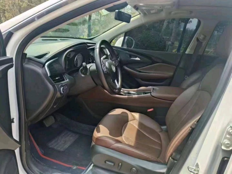 青岛22年别克昂科威4