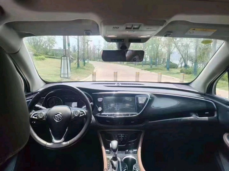 青岛22年别克昂科威3