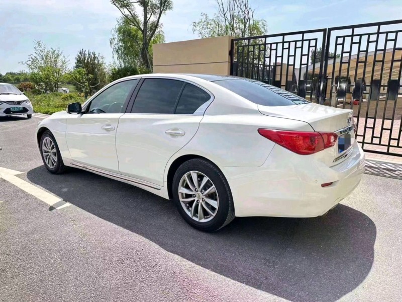 青岛16年英菲尼迪Q50L8