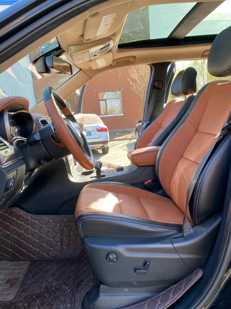 沈阳14年Jeep大切诺基7