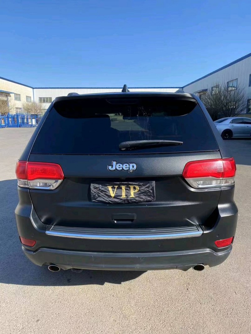 沈阳14年Jeep大切诺基6