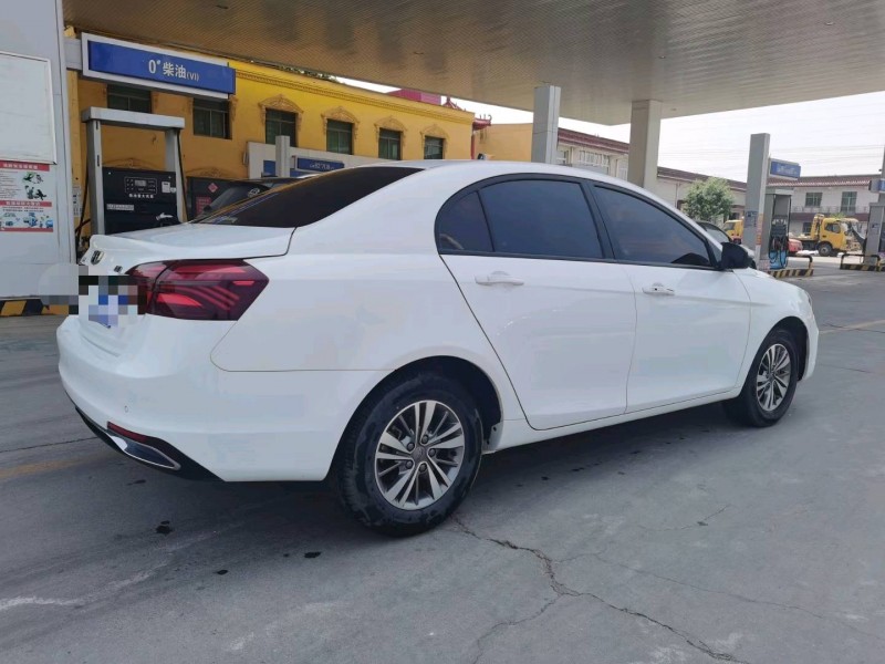 保定18年吉利帝豪7