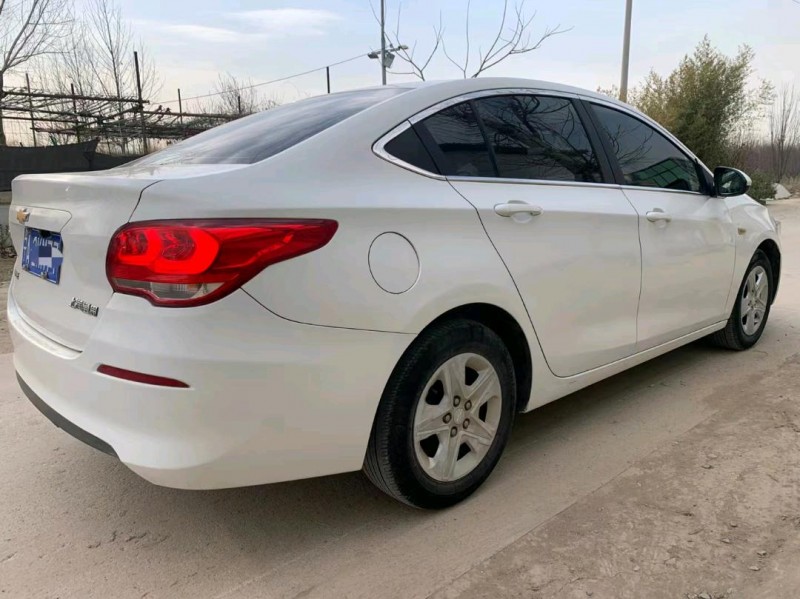 保定18年雪佛兰科沃兹8