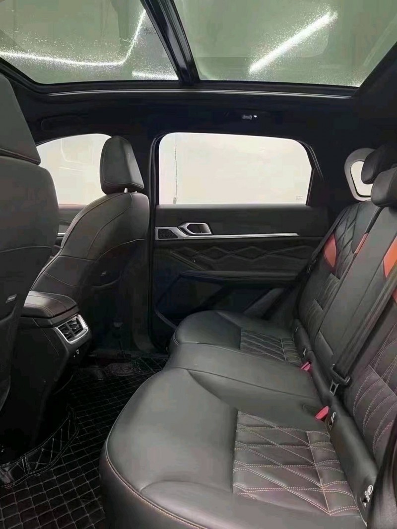 成都22年哈弗神兽9