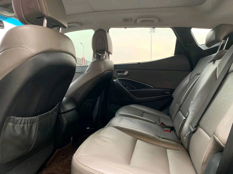 保定13年现代新胜达8