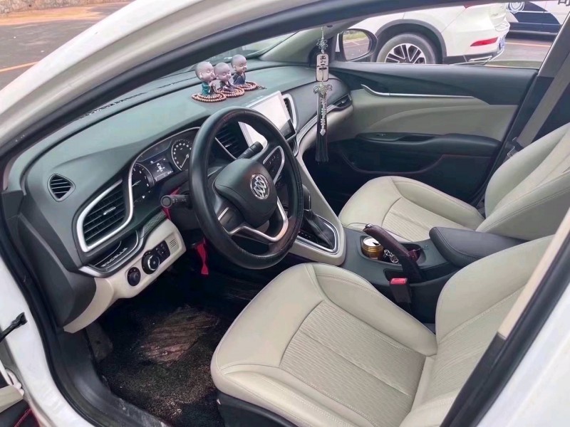 济南16年别克英朗7