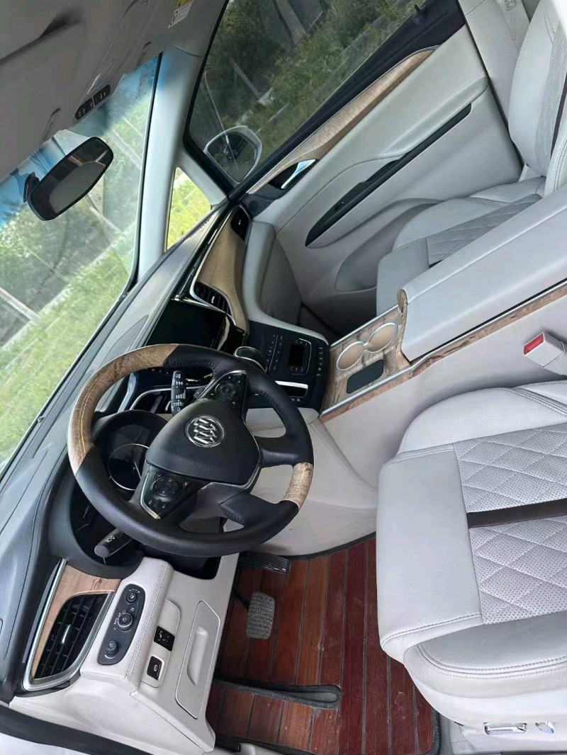 青岛20年别克GL86