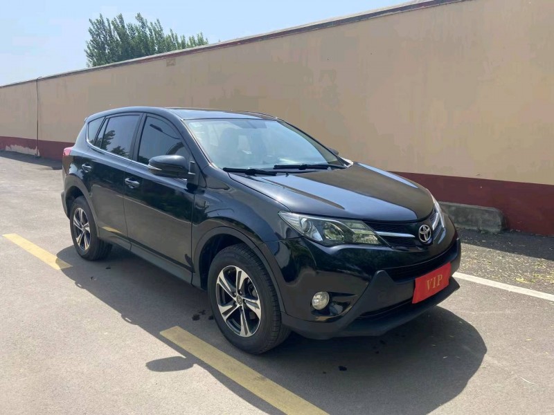 青岛16年丰田RAV4荣放3