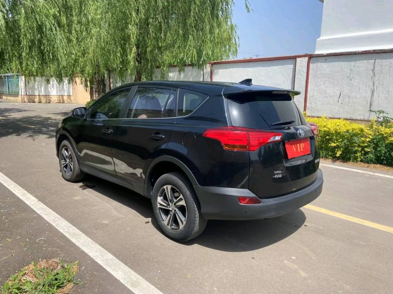 青岛16年丰田RAV4荣放7