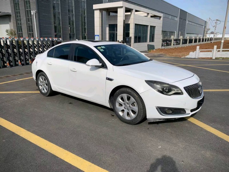 徐州16年别克君威2