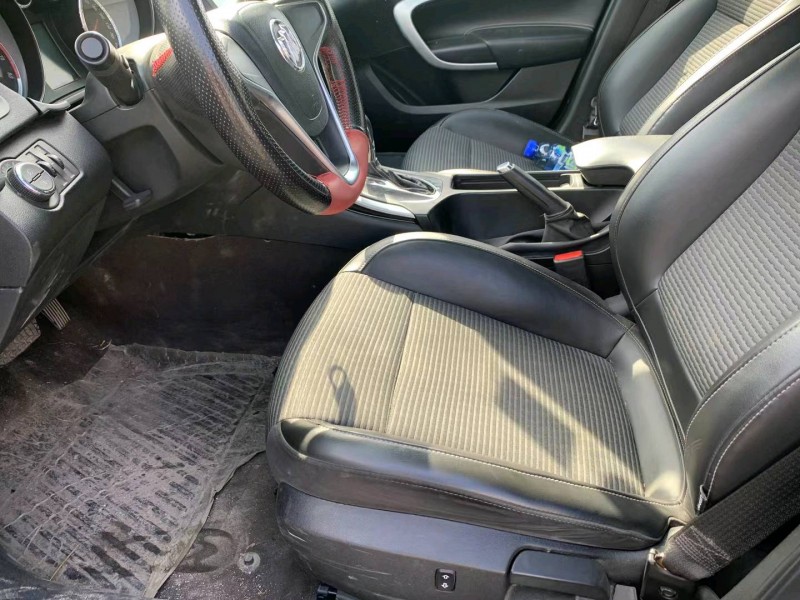 徐州16年别克君威6