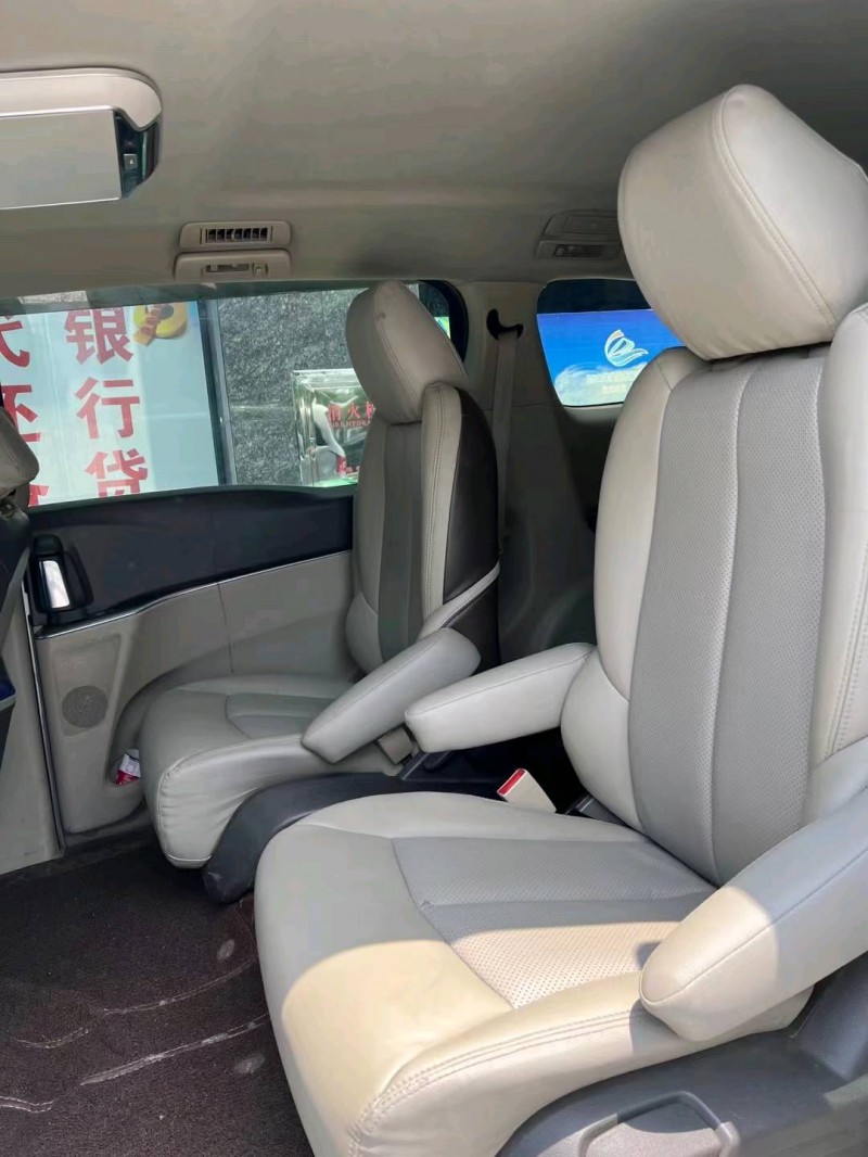 徐州12年别克GL85