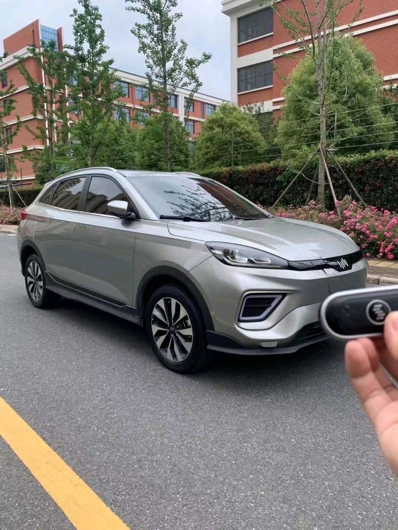 芜湖21年威马汽车EX-52