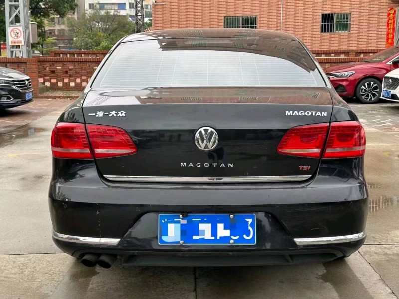 广州15年大众迈腾8