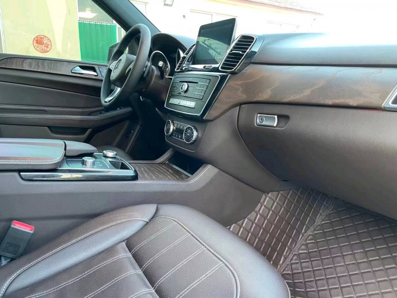 济南17年奔驰GLE5