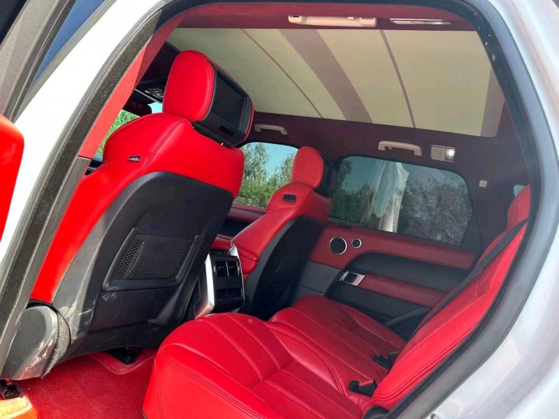 青岛15年路虎揽胜运动4