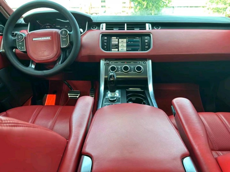 青岛15年路虎揽胜运动9