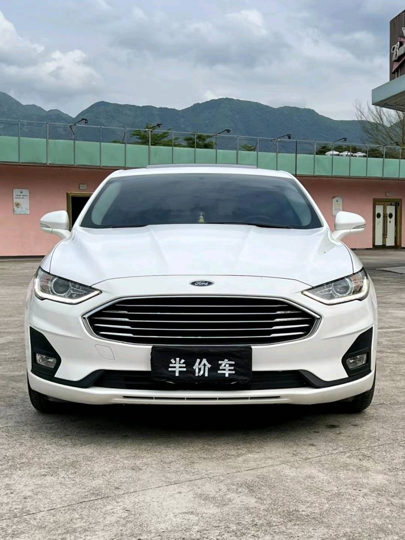 汕头21年福特蒙迪欧1