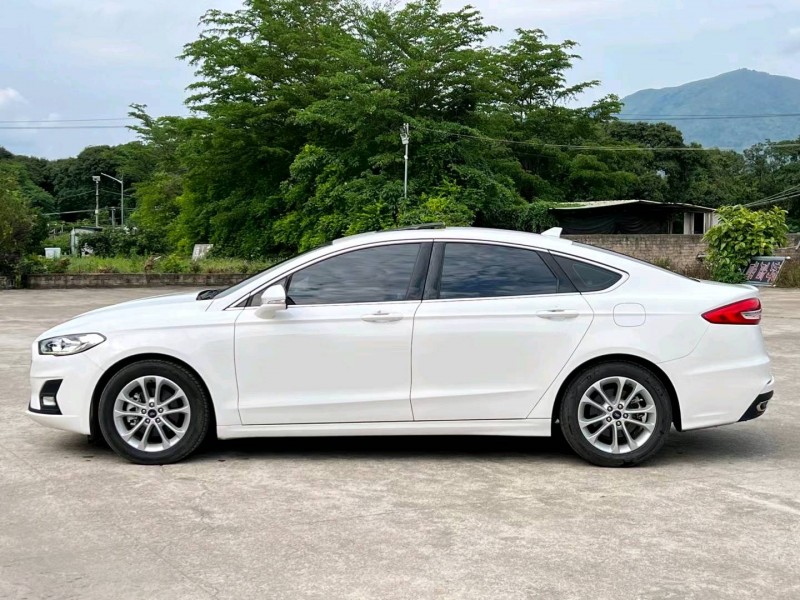 汕头21年福特蒙迪欧3