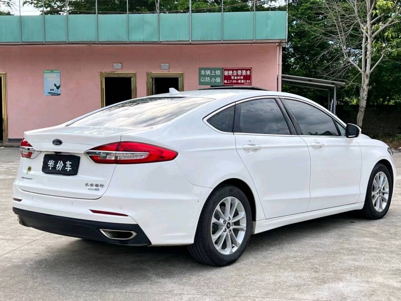 汕头21年福特蒙迪欧8