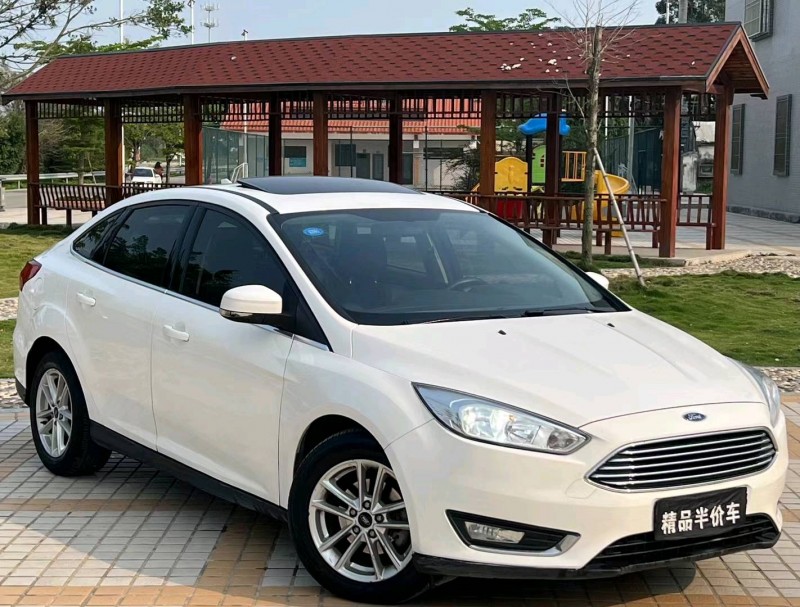 汕头17年福特福克斯2