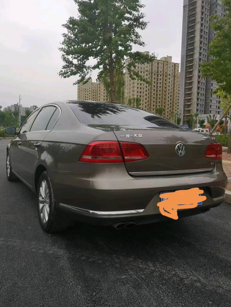 济南13年大众迈腾2