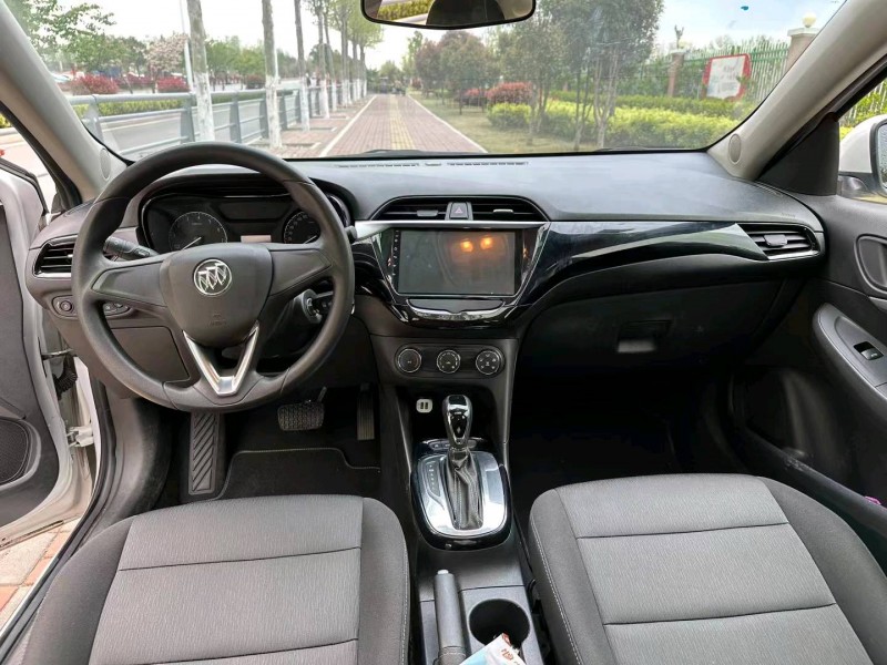 芜湖18年别克凯越7