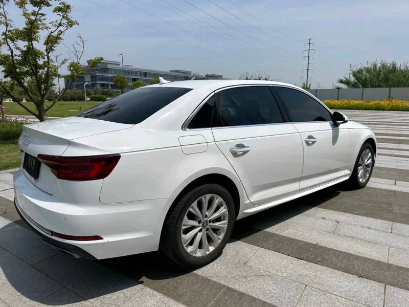 盐城18年奥迪A4L8