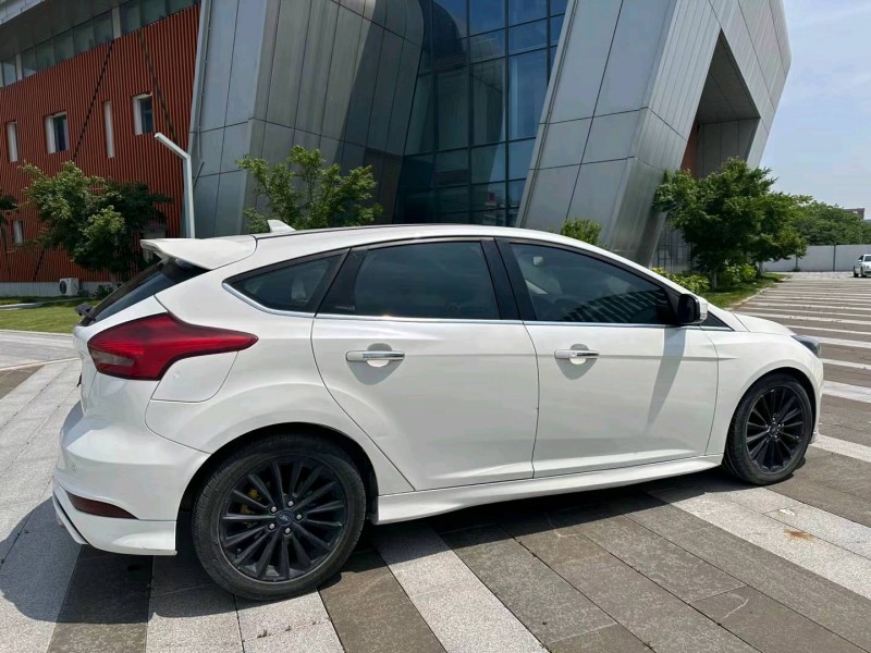 盐城17年福特福克斯6