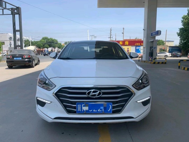 保定17年现代名图1