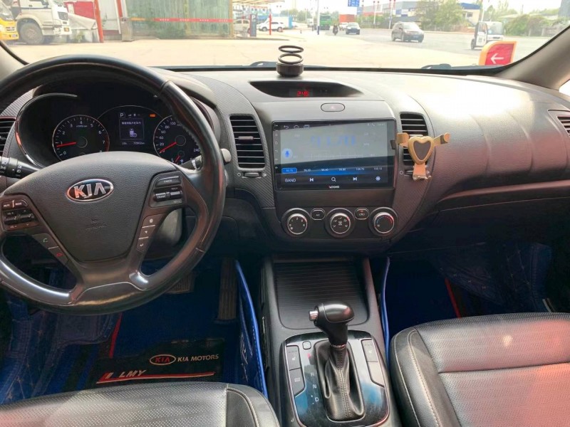 保定17年起亚K38