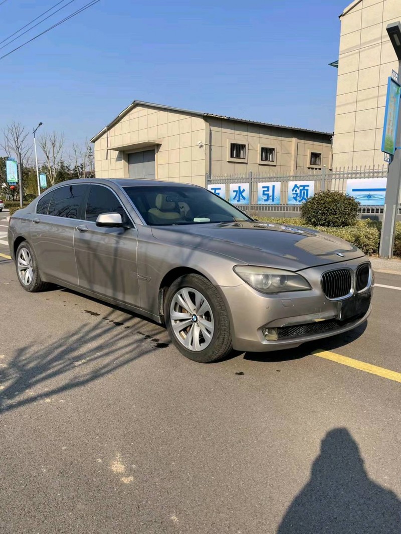 徐州12年宝马7系2