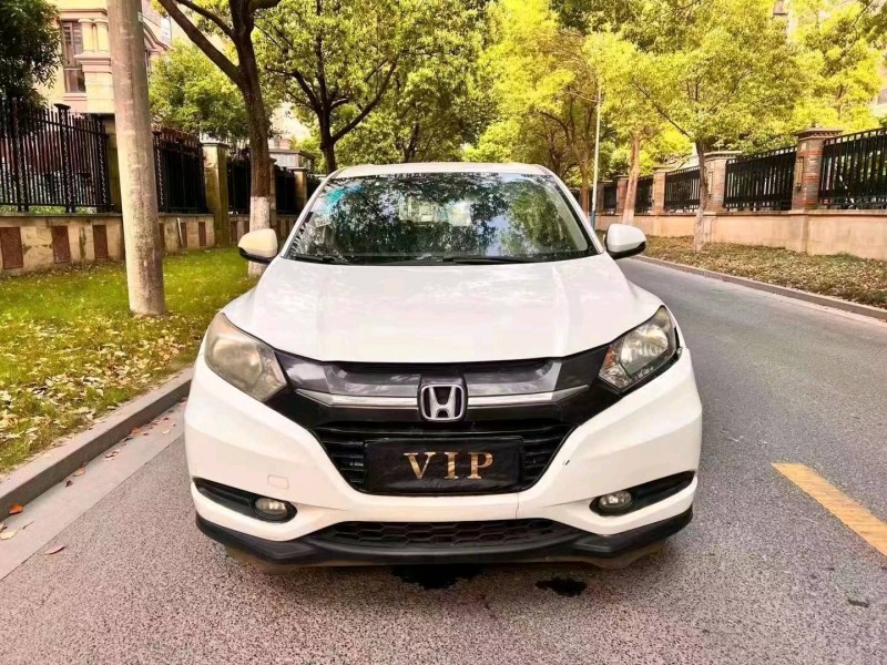 宁波16年本田缤智1