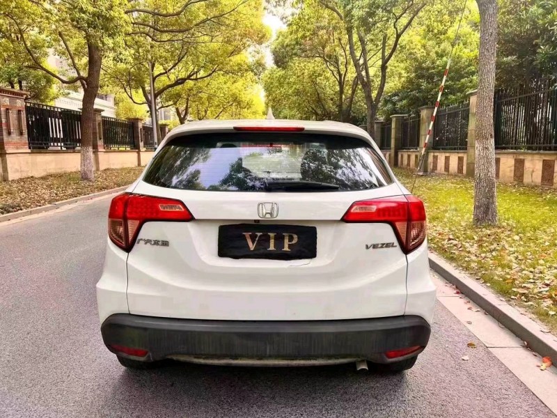 宁波16年本田缤智5