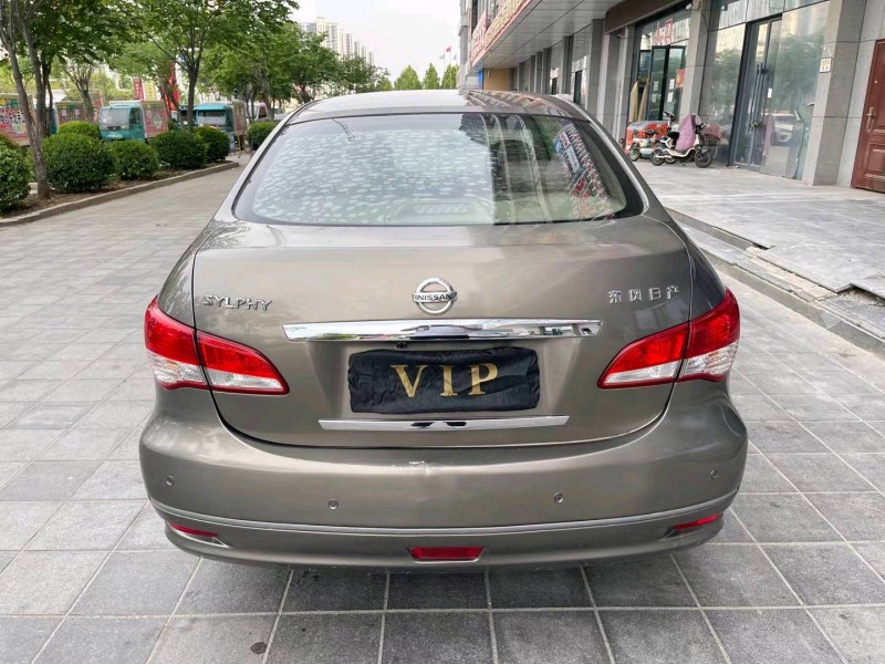 济宁16年日产轩逸9