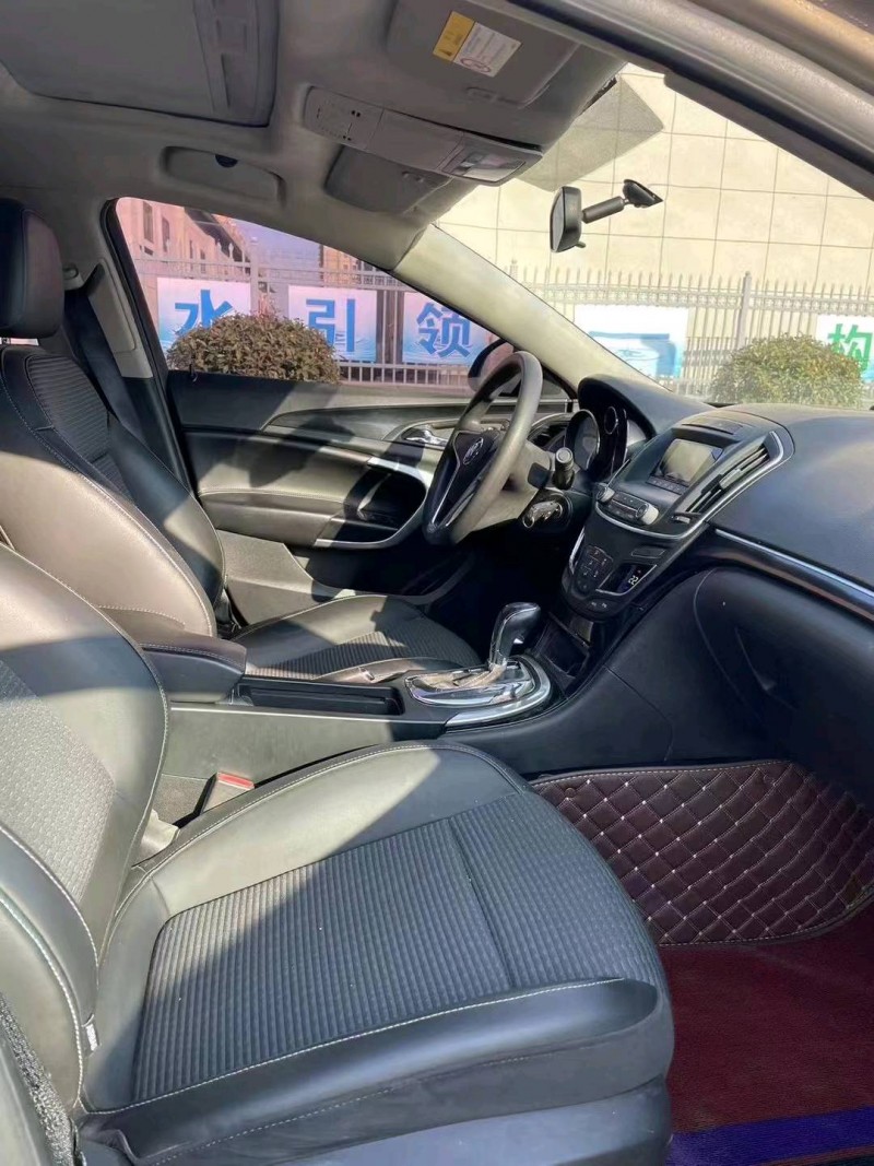 徐州16年别克君威6